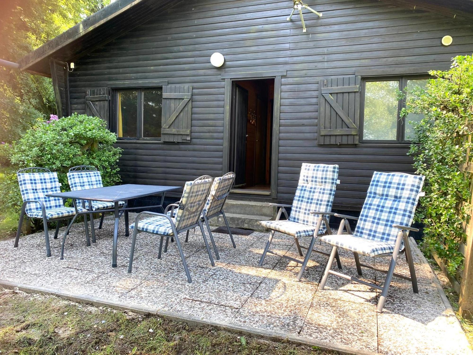 Heidegut Eschede Reitsportanlage Und Feriendorf Exteriör bild